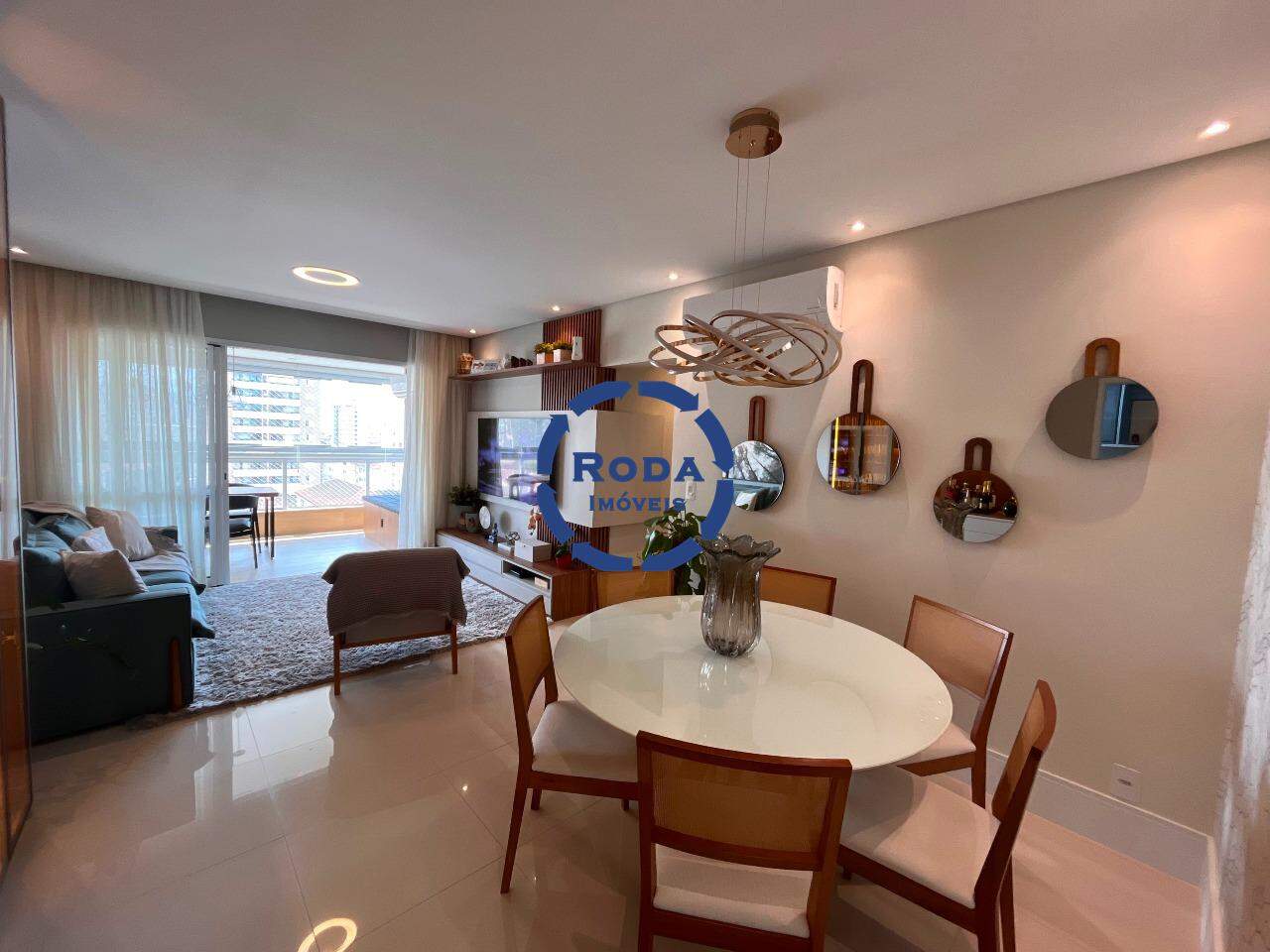 Apartamento à venda no Embaré: