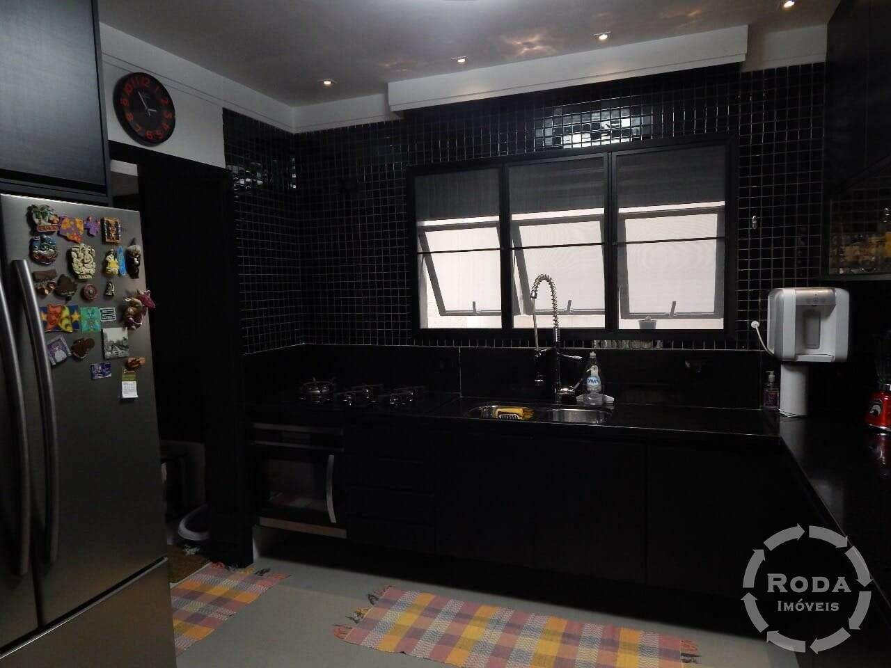 Casa de Condomínio à venda no Ponta da Praia: 
