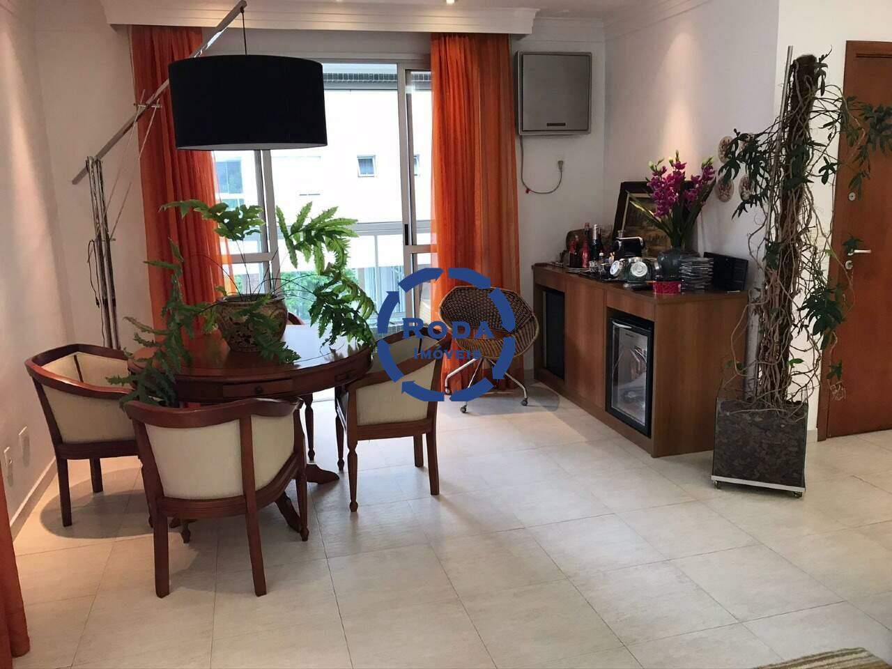 Apartamento à venda no Embaré: