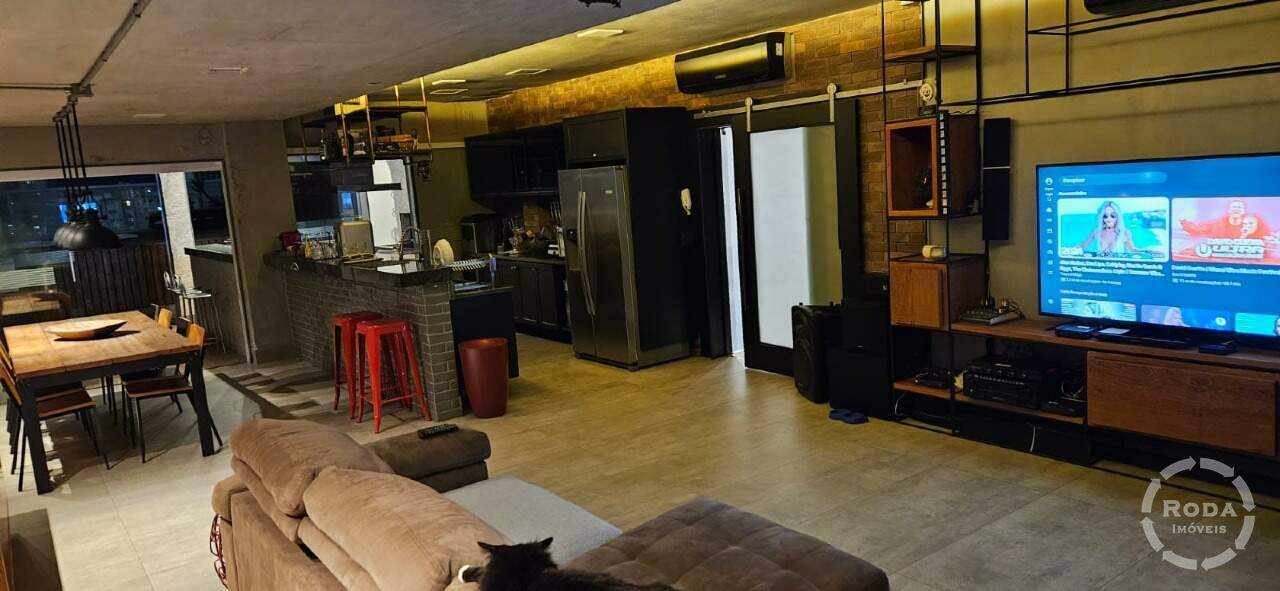 Cobertura à venda no Embaré: 