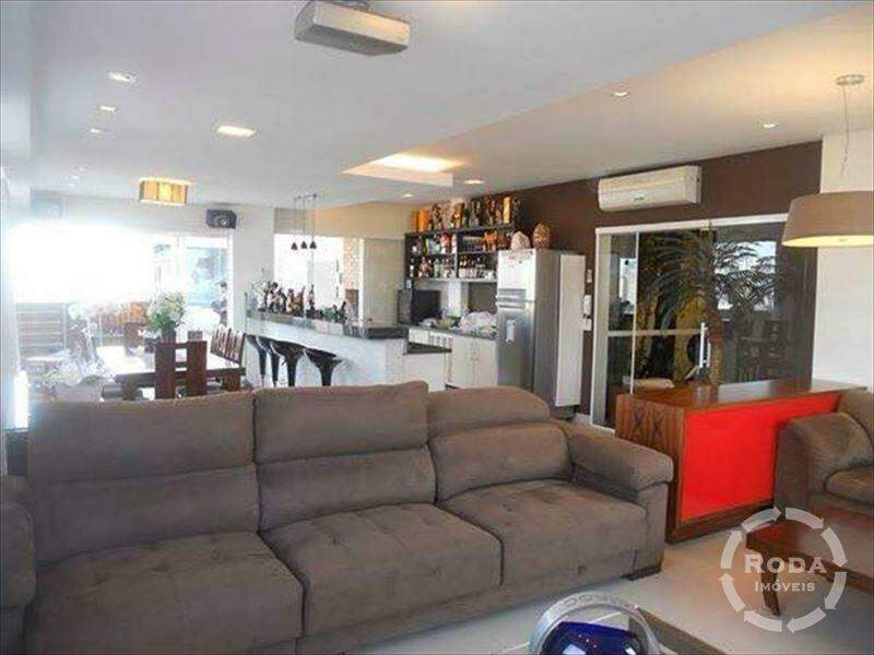 Cobertura à venda no Embaré: 