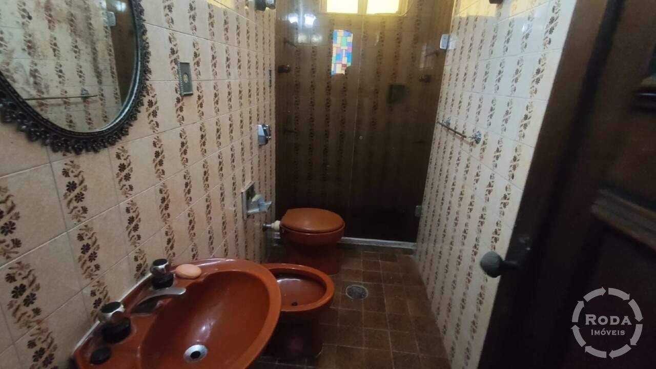 Sobrado à venda no Ponta da Praia: 