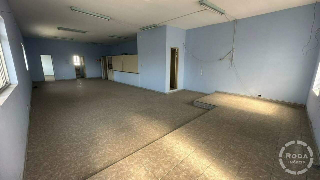 Terreno à venda no Macuco: 