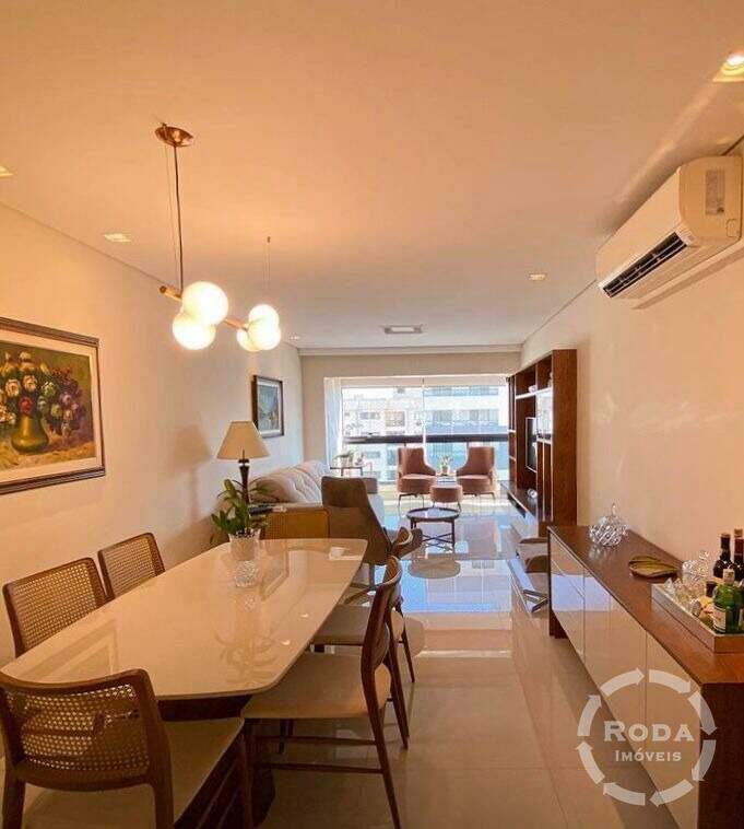 Apartamento à venda no Ponta da Praia: 
