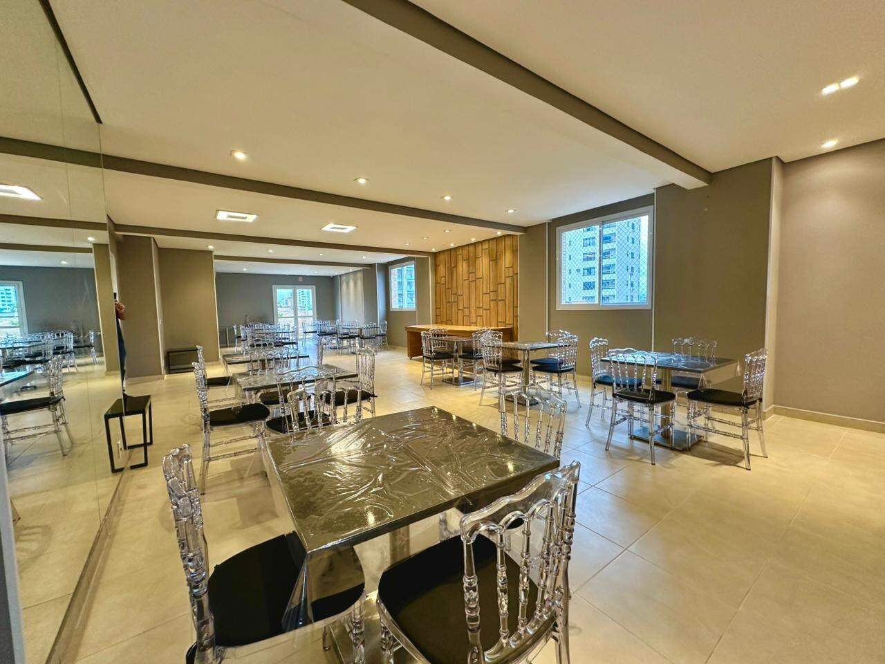 Apartamento à venda no Ponta da Praia: 