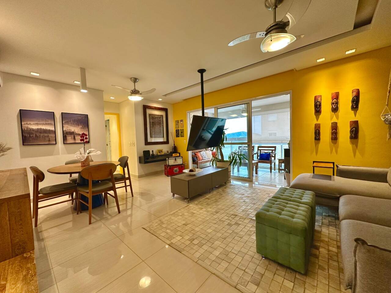 Apartamento à venda no Ponta da Praia: 