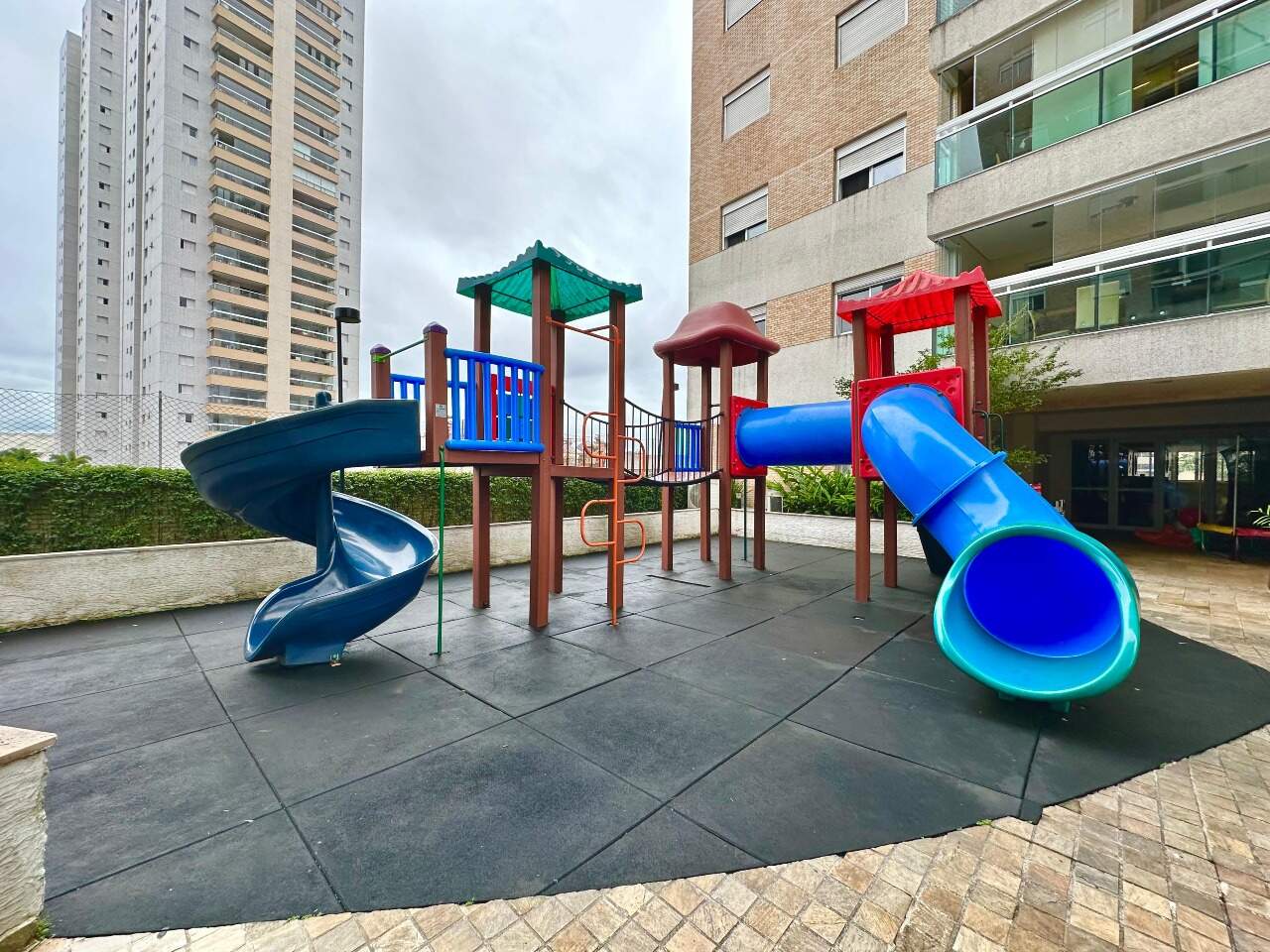 Apartamento à venda no Ponta da Praia: 