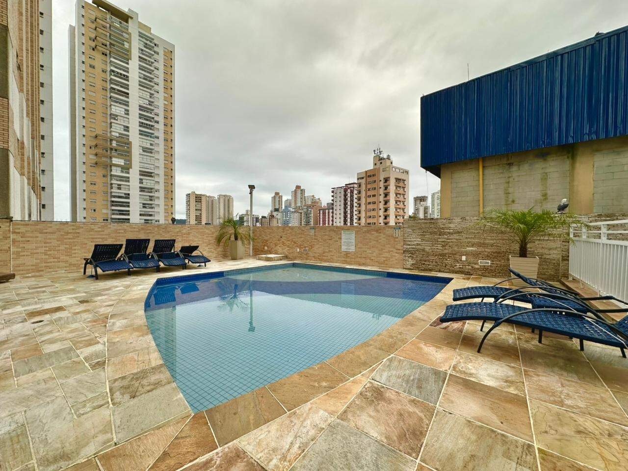 Apartamento à venda no Ponta da Praia: 