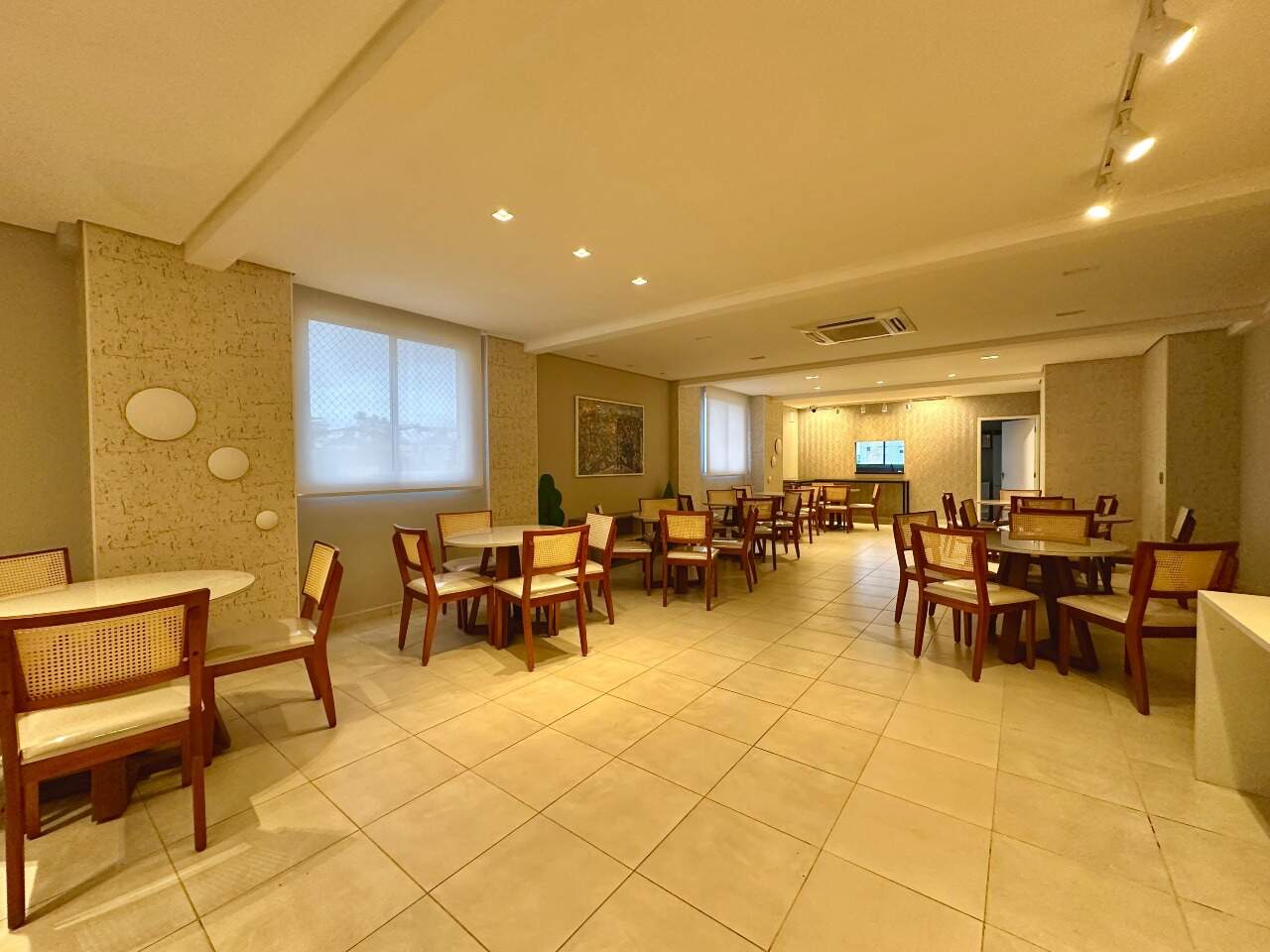 Apartamento à venda no Ponta da Praia: 