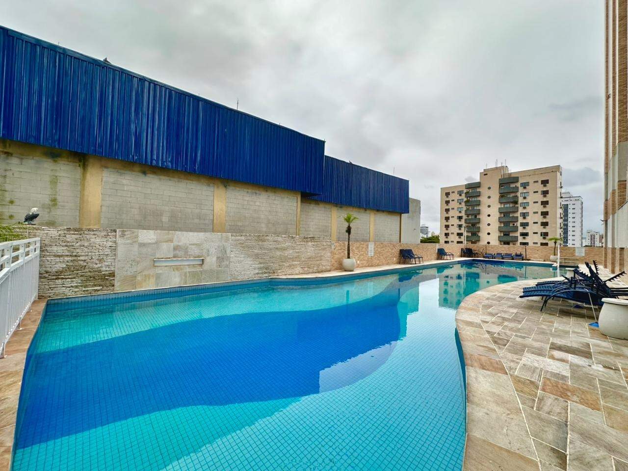 Apartamento à venda no Ponta da Praia: 