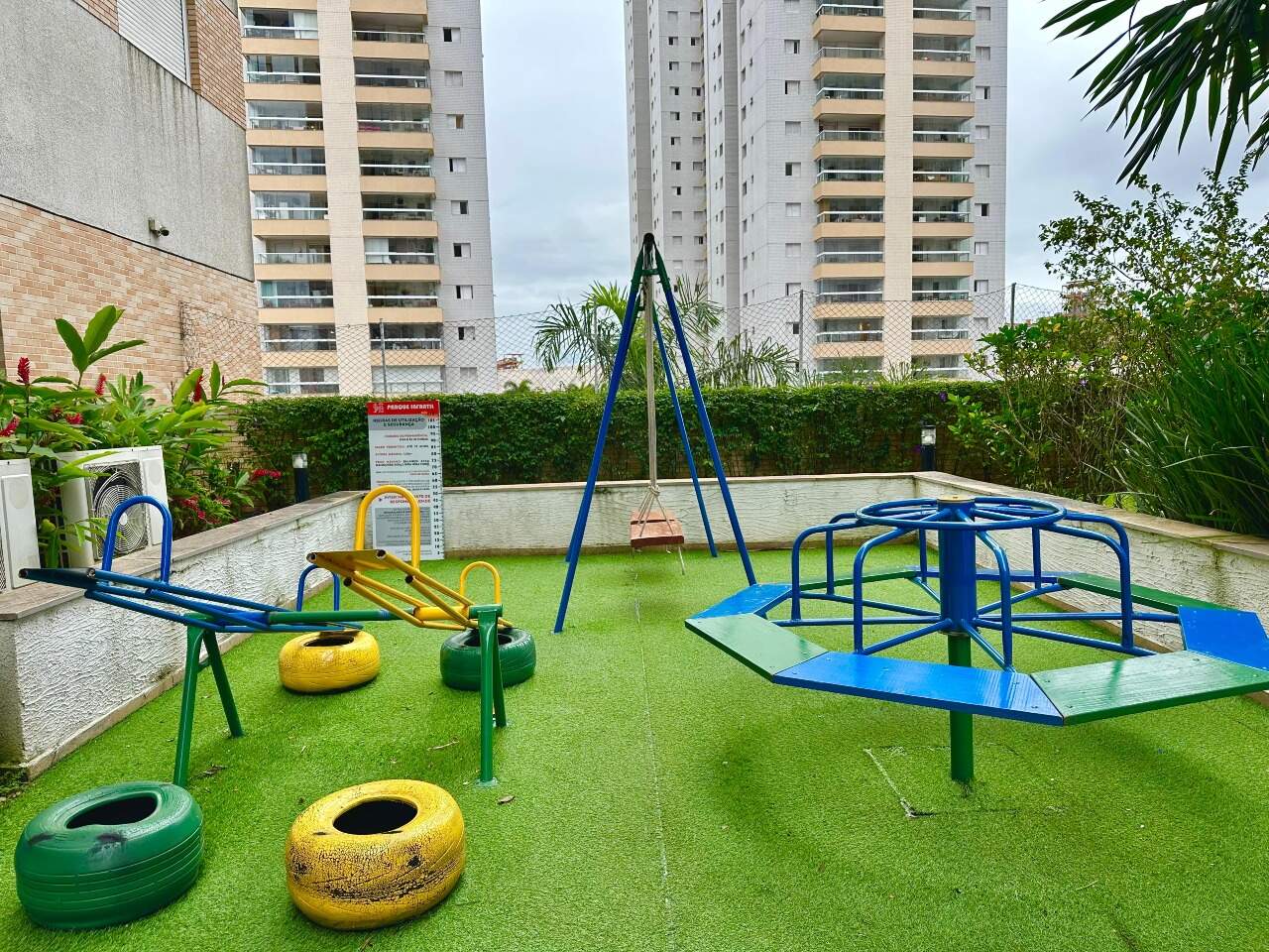 Apartamento à venda no Ponta da Praia: 