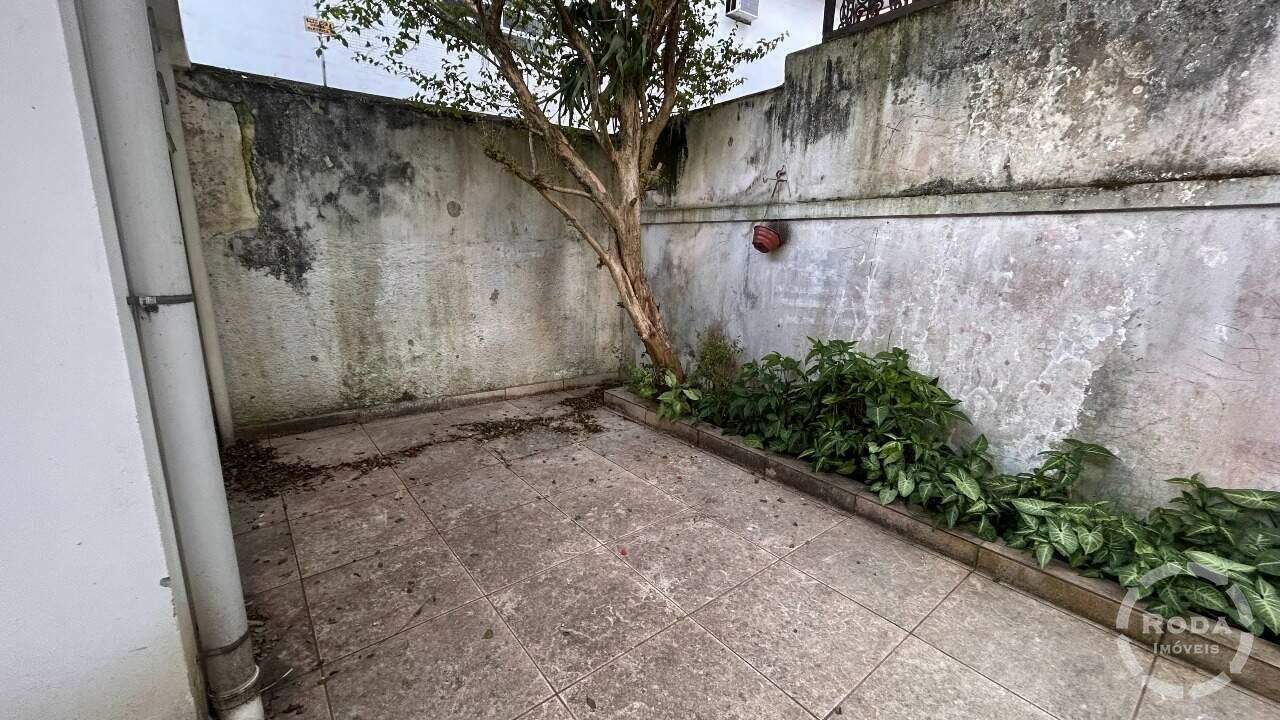 Casa para aluguel no Aparecida: 