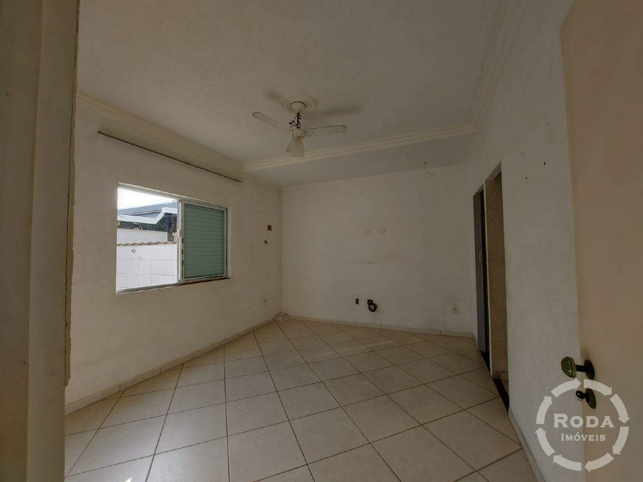 Casa à venda no Vila Mathias: Dormitório