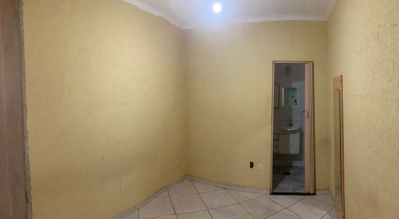Casa à venda no Vila Mathias: Suite