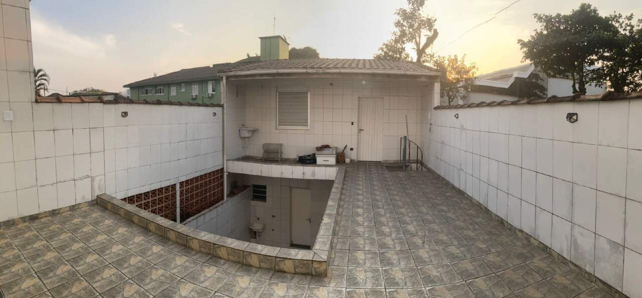 Casa à venda no Vila Mathias: Laje