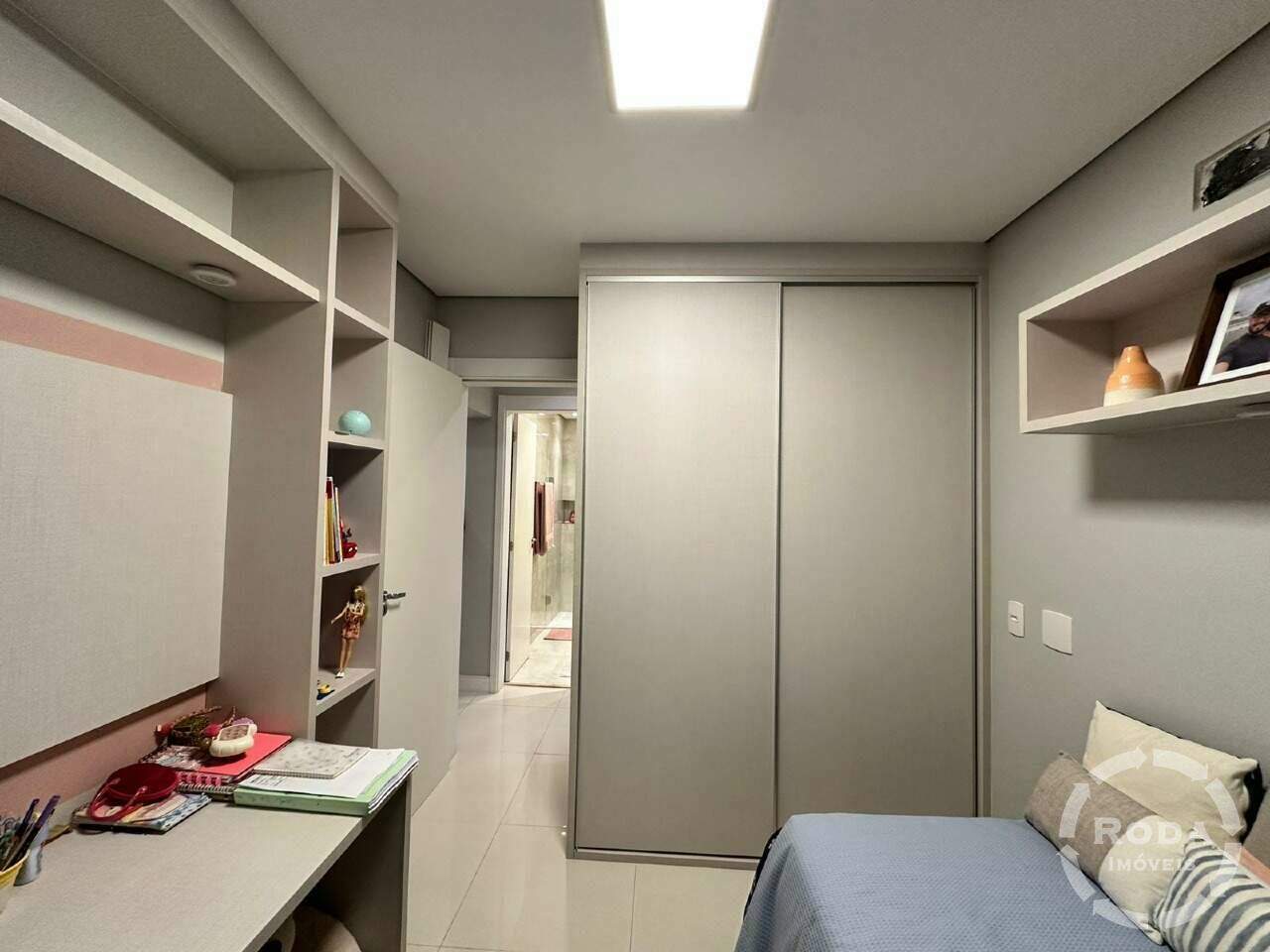 Apartamento à venda no Marapé: 