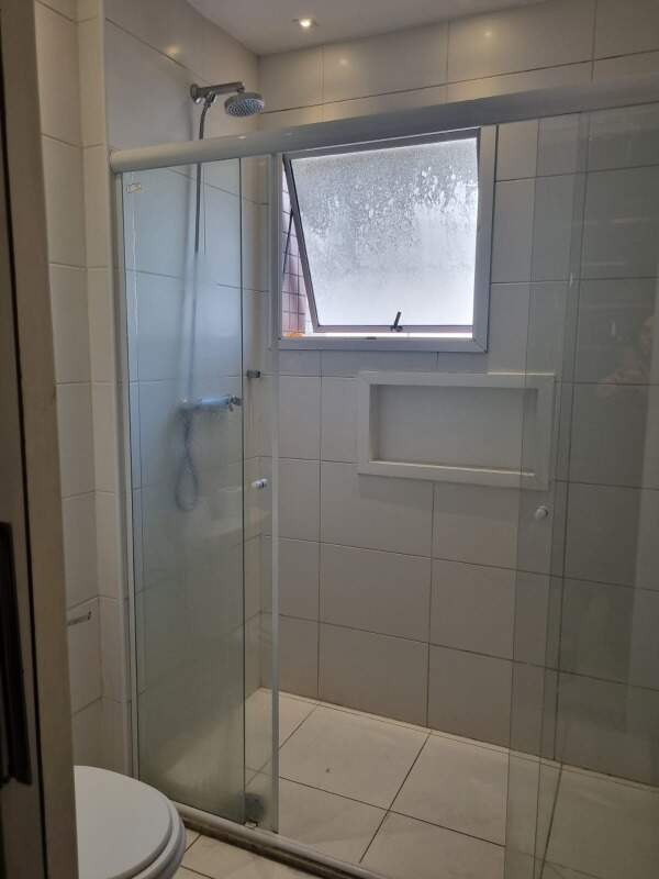 Apartamento para aluguel no Embaré: 