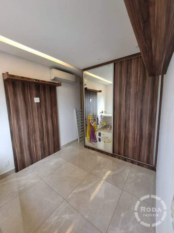 Apartamento para aluguel no Embaré: 