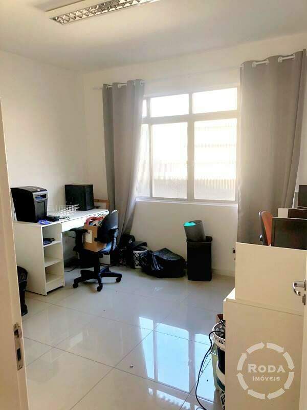Sala à venda no Centro: