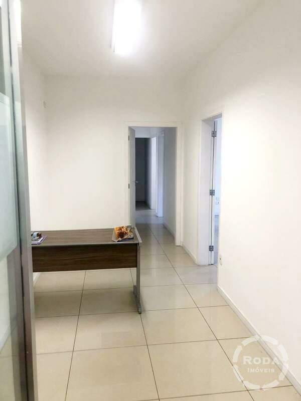 Sala à venda no Centro: