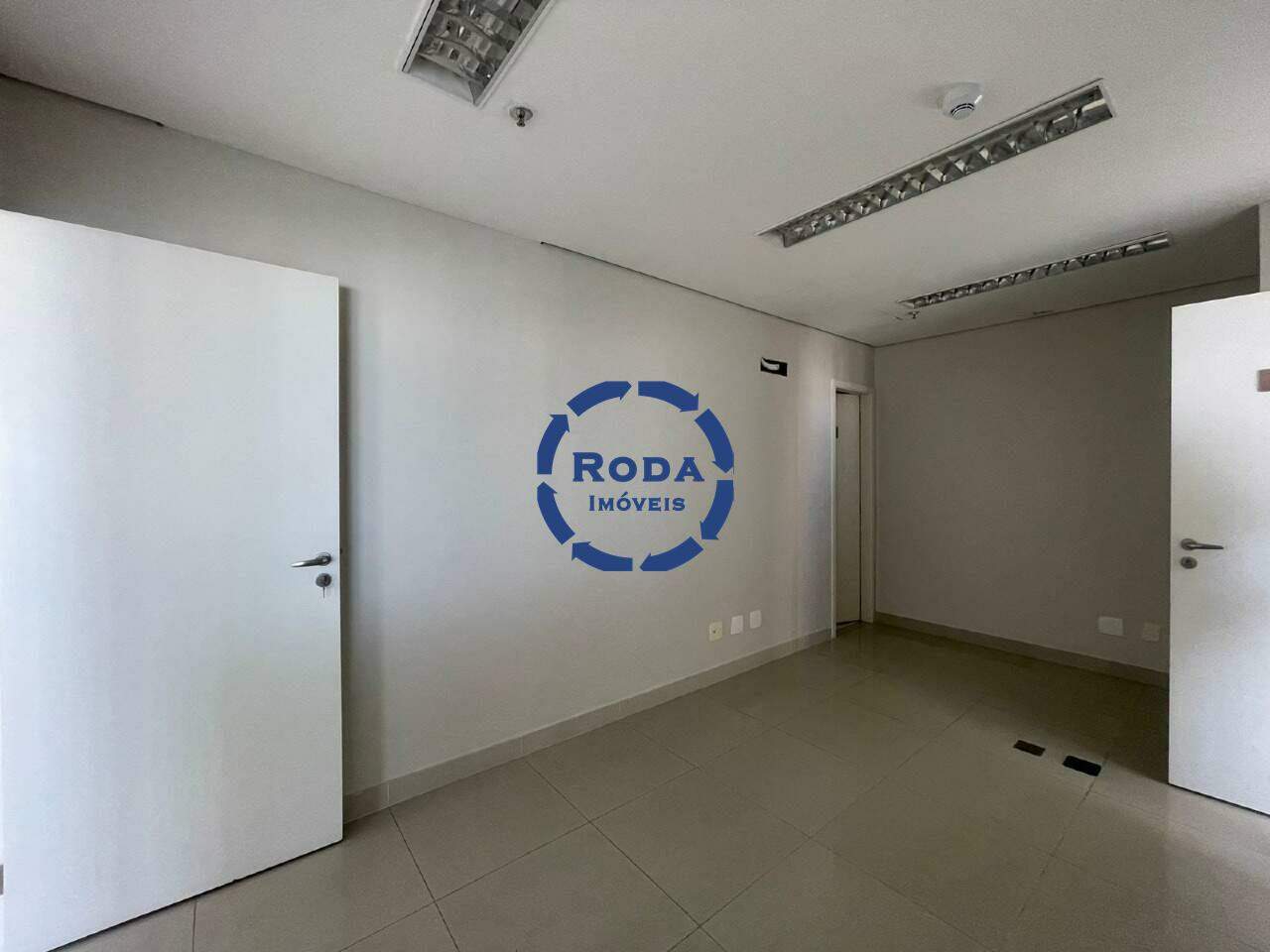 Sala à venda no Encruzilhada: 