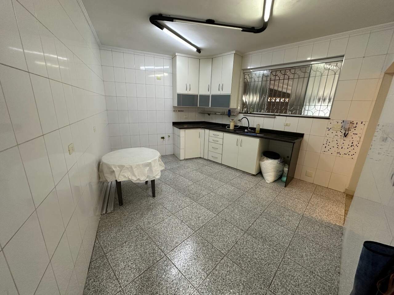 Casa à venda no Ponta da Praia: 