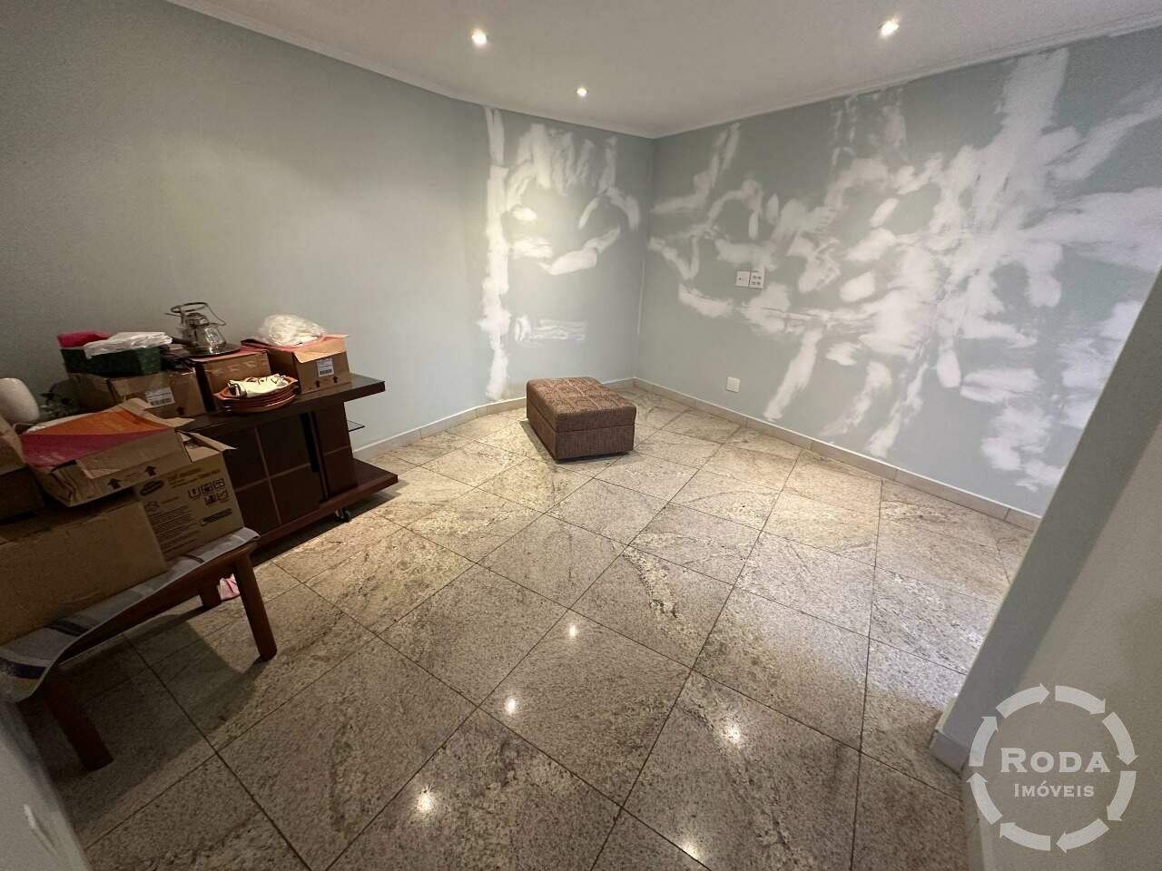 Casa à venda no Ponta da Praia: 