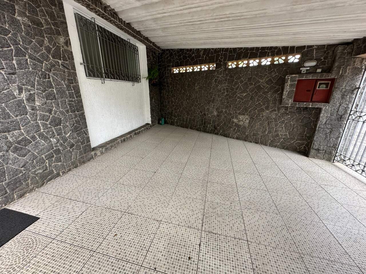 Casa à venda no Ponta da Praia: 