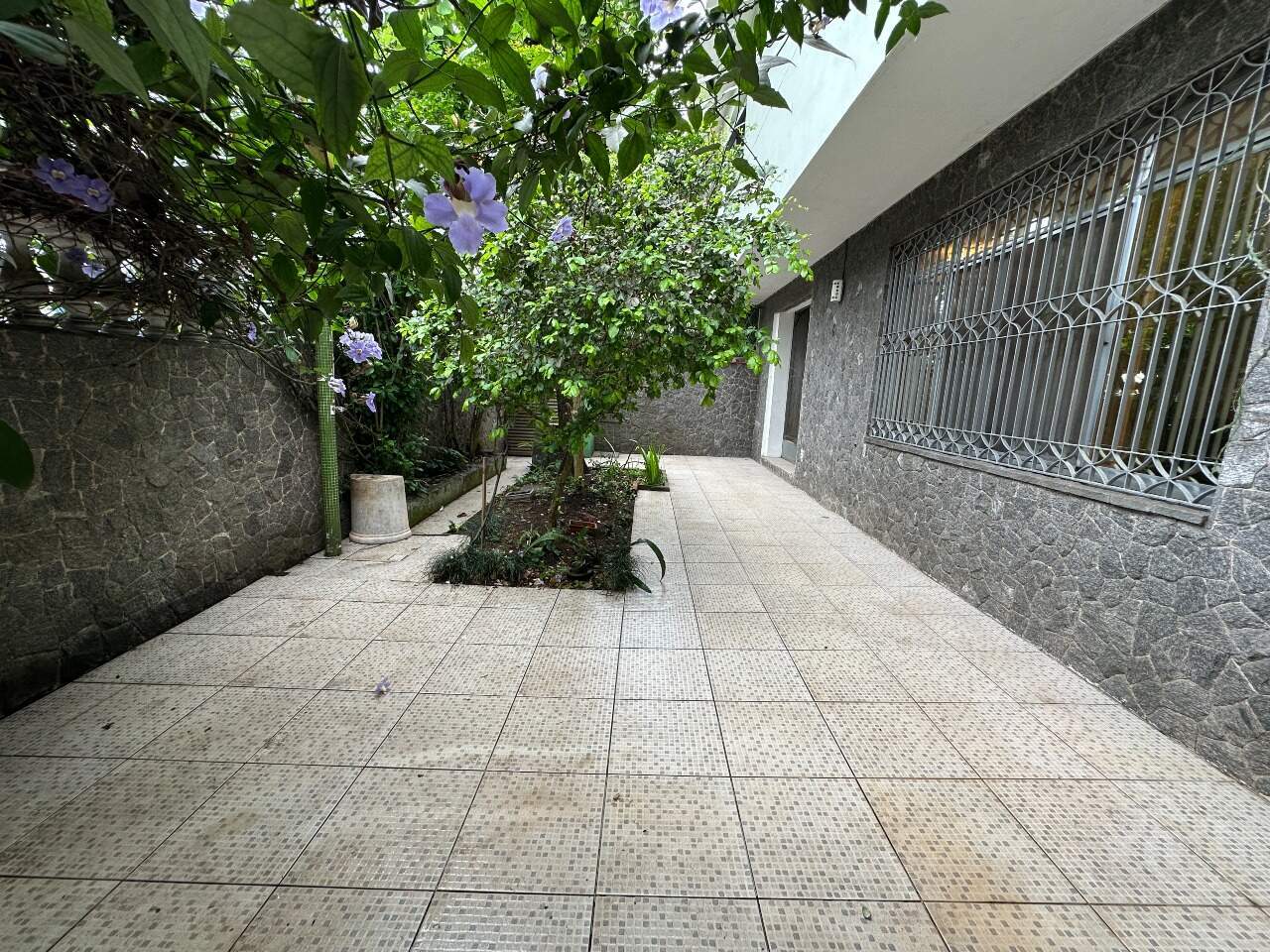 Casa à venda no Ponta da Praia: 