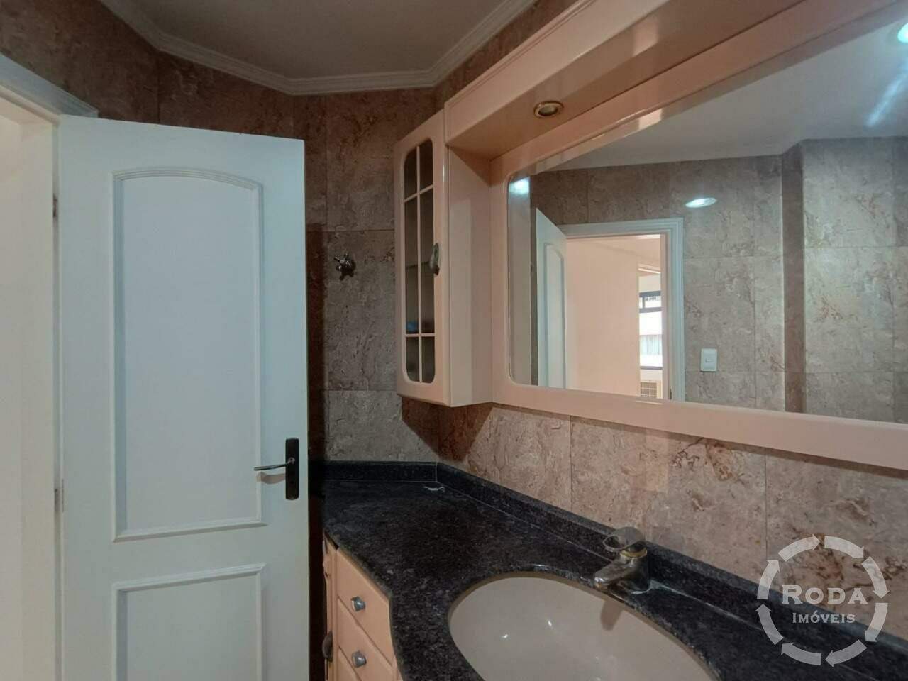 Apartamento à venda no Encruzilhada: 