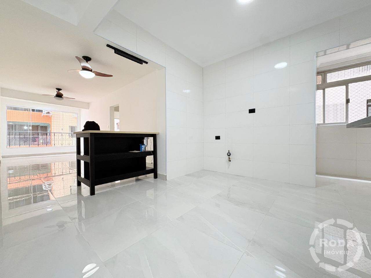 Apartamento à venda no Ponta da Praia: 