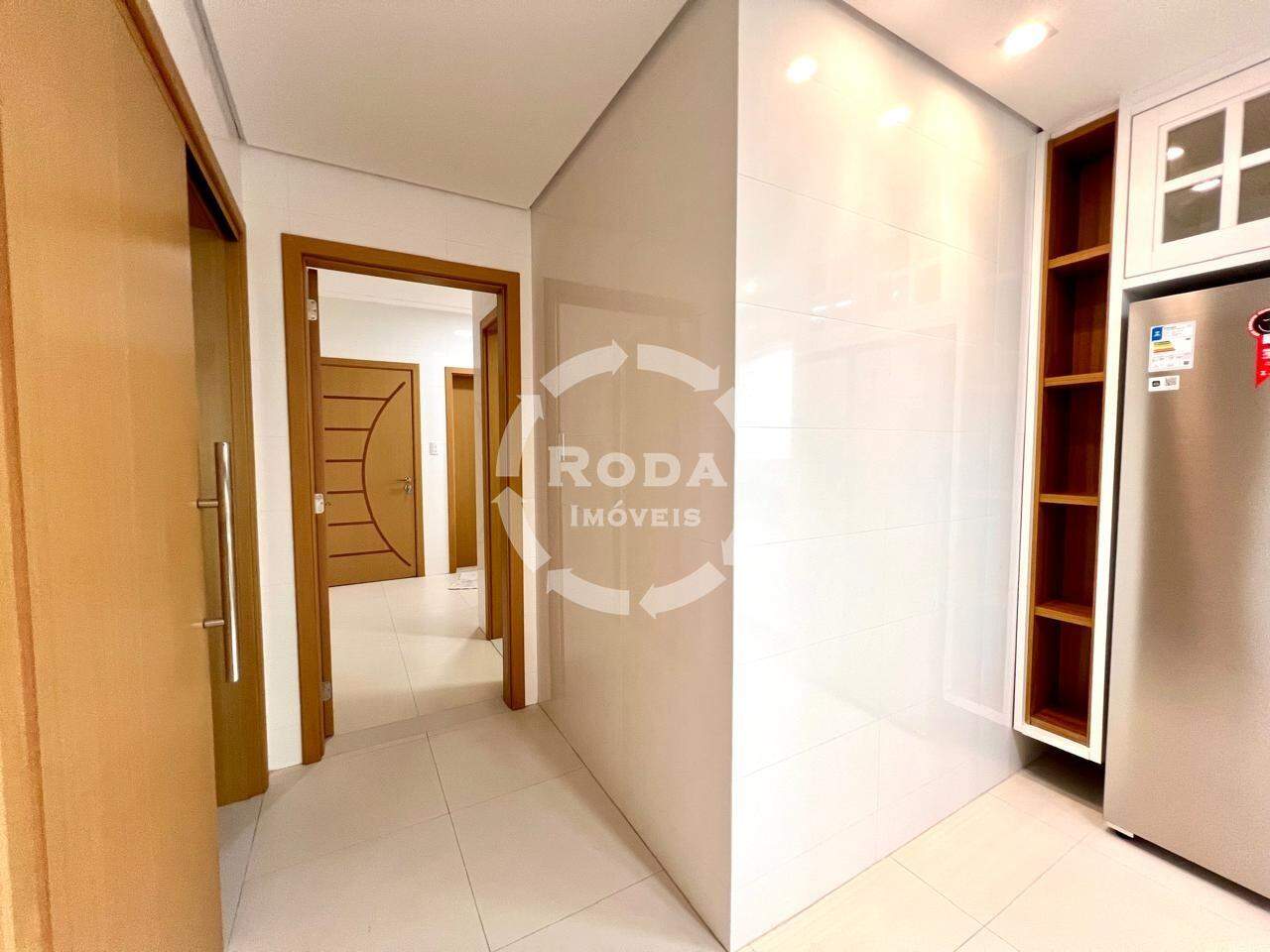Apartamento à venda no Ponta da Praia: 