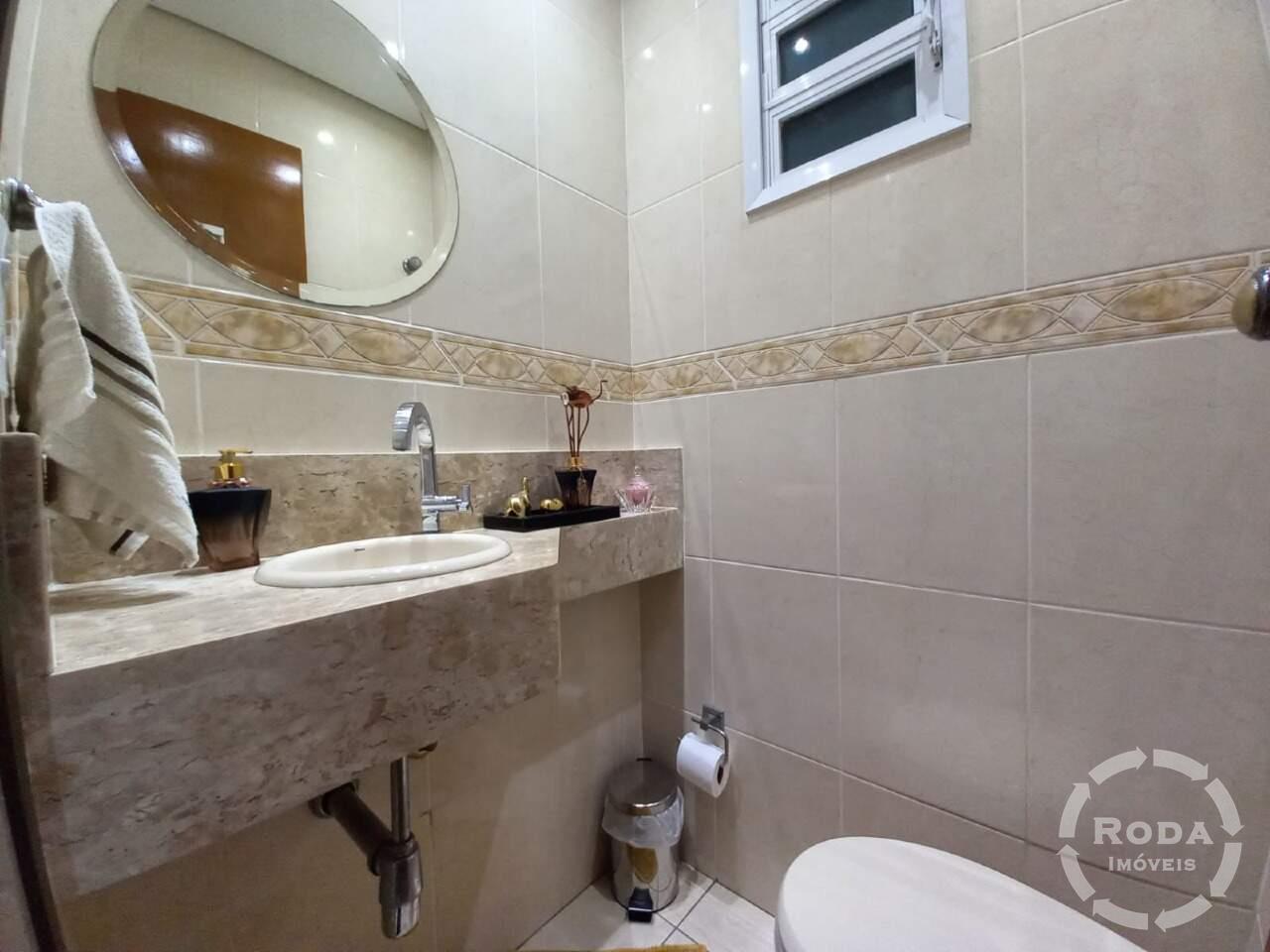 Casa à venda no Macuco: 