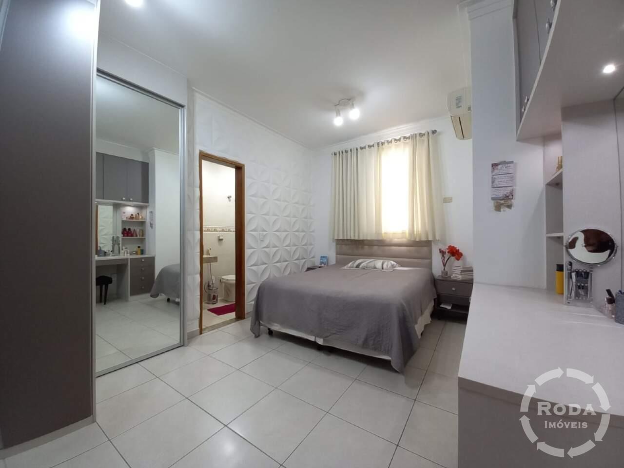 Casa à venda no Macuco: 