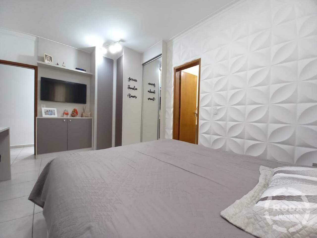 Casa à venda no Macuco: 