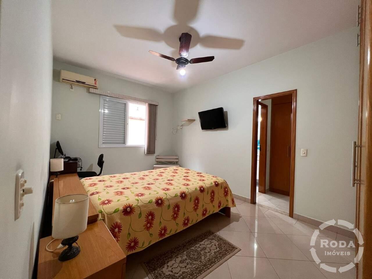 Casa à venda no Embaré: 