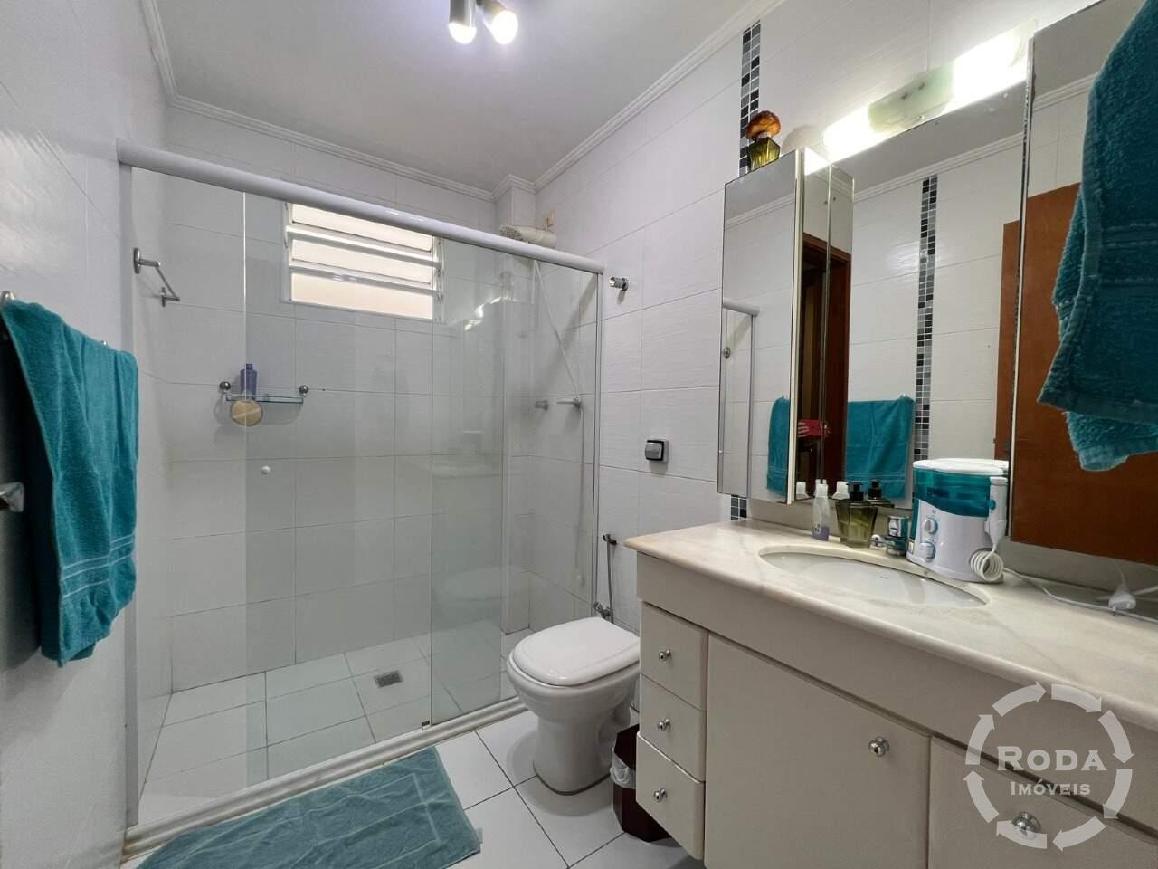 Casa à venda no Embaré: 