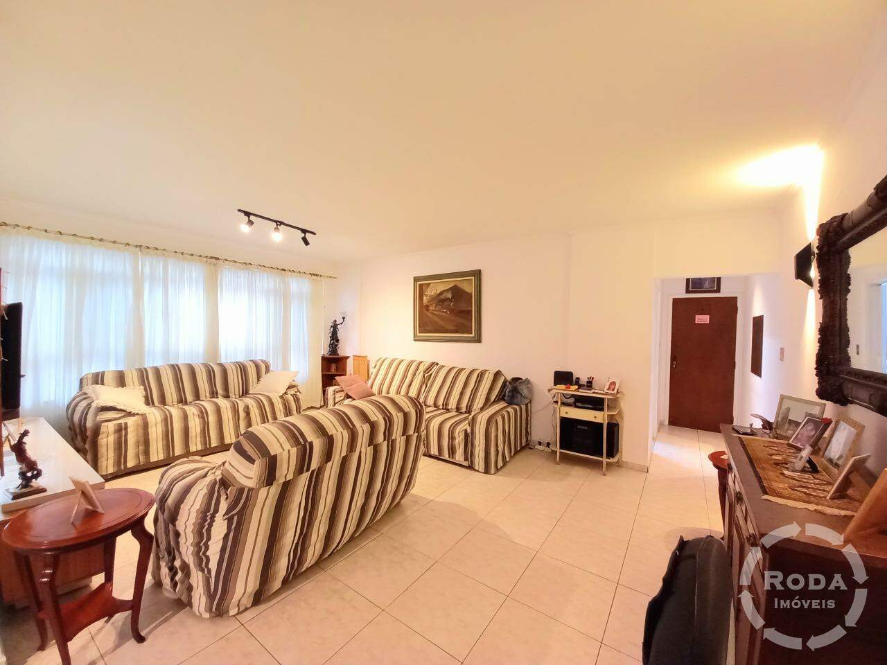 Apartamento à venda no Ponta da Praia: 