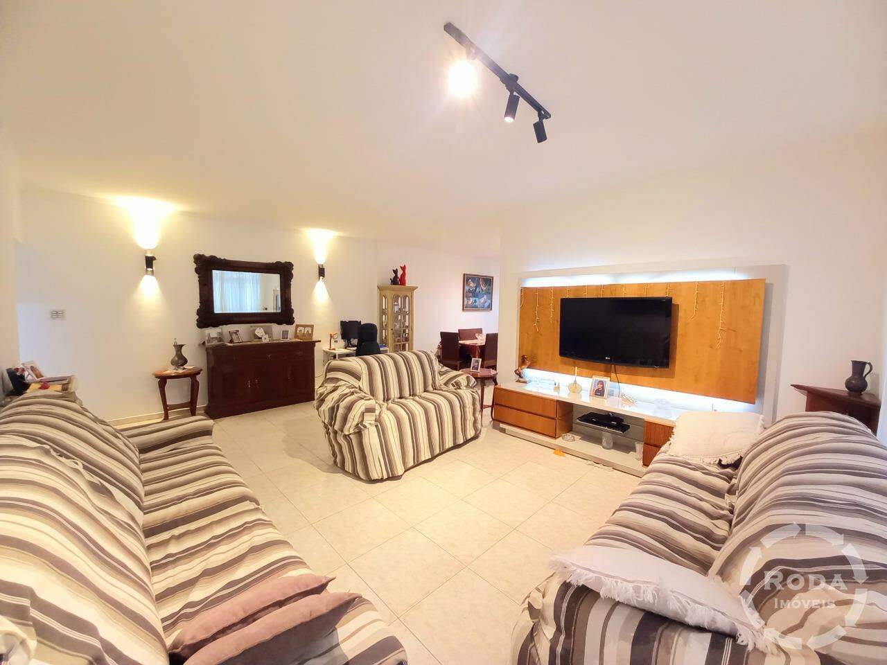 Apartamento à venda no Ponta da Praia: 