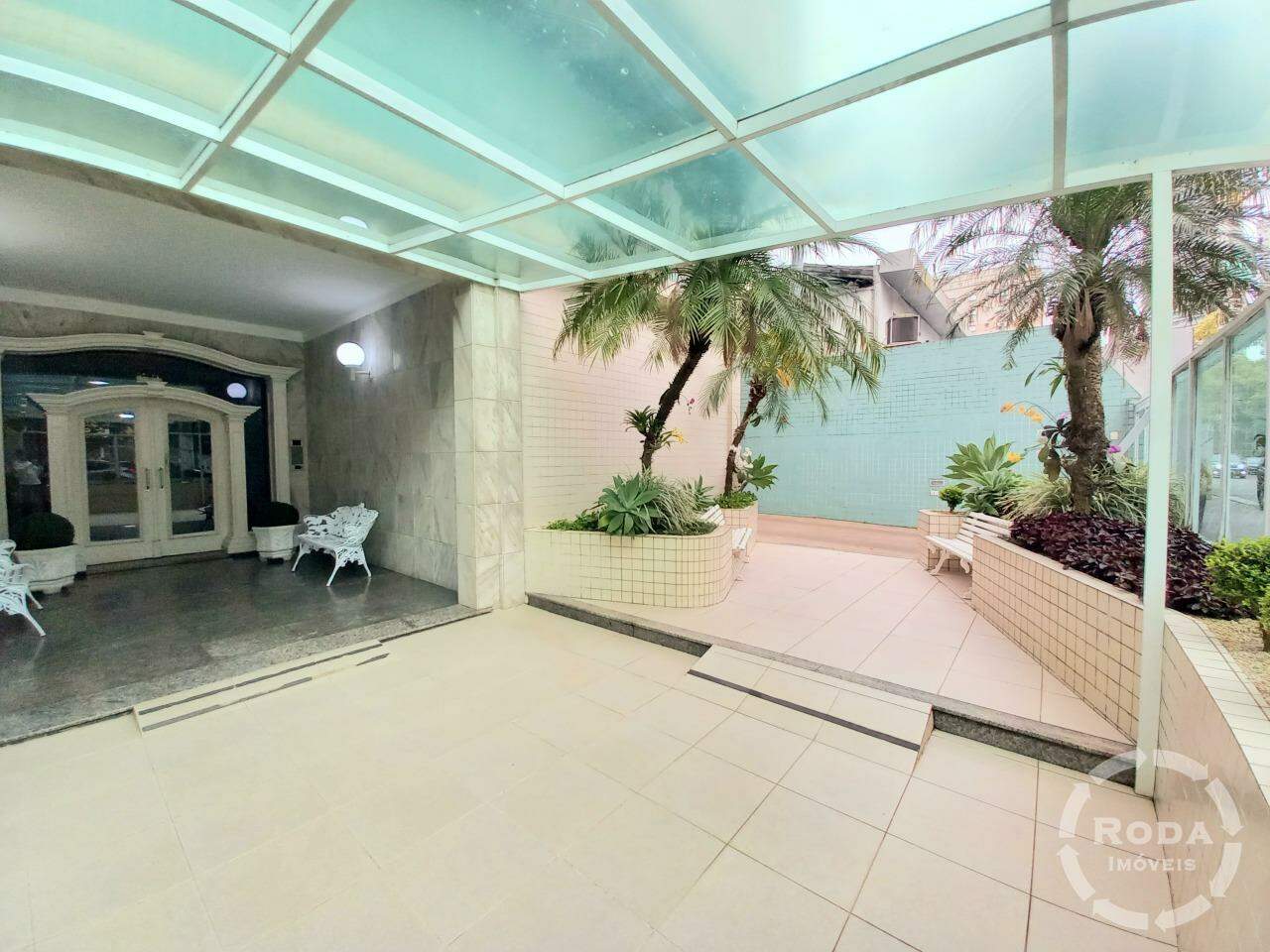 Apartamento à venda no Ponta da Praia: 