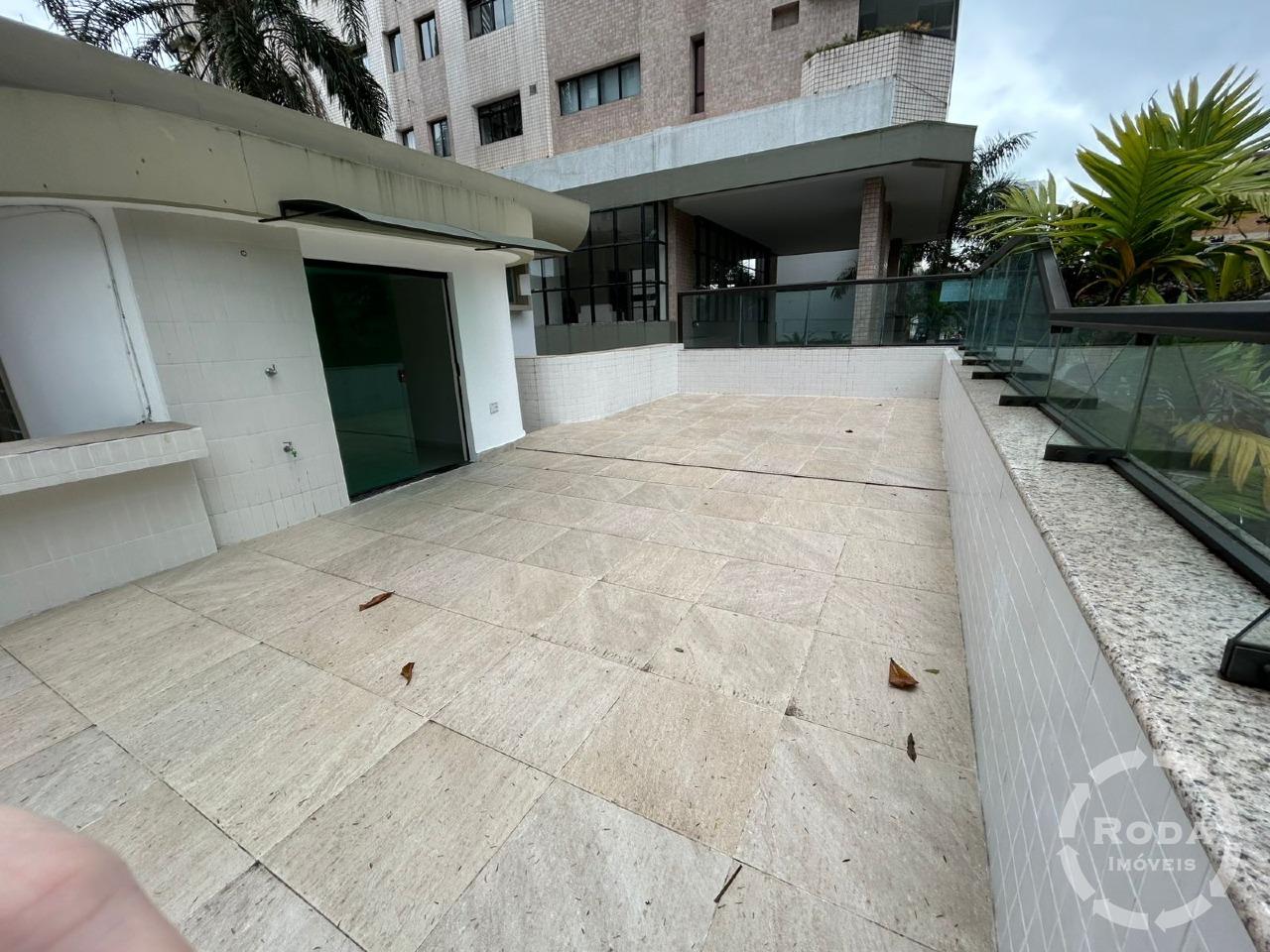 Casa à venda no Embaré: 