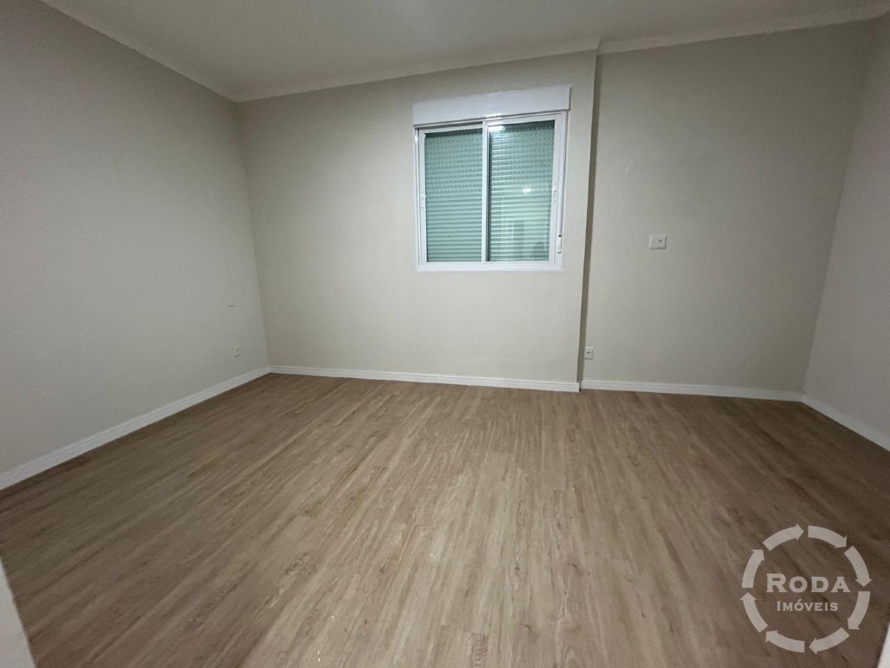 Casa à venda no Embaré: 