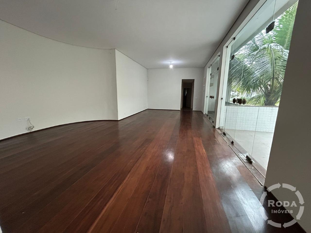 Casa à venda no Embaré: 