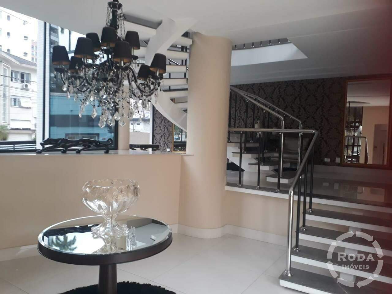 Apartamento à venda no Embaré: 