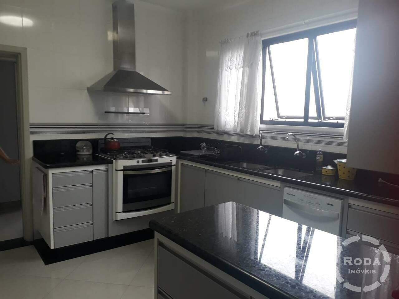 Apartamento à venda no Embaré: 