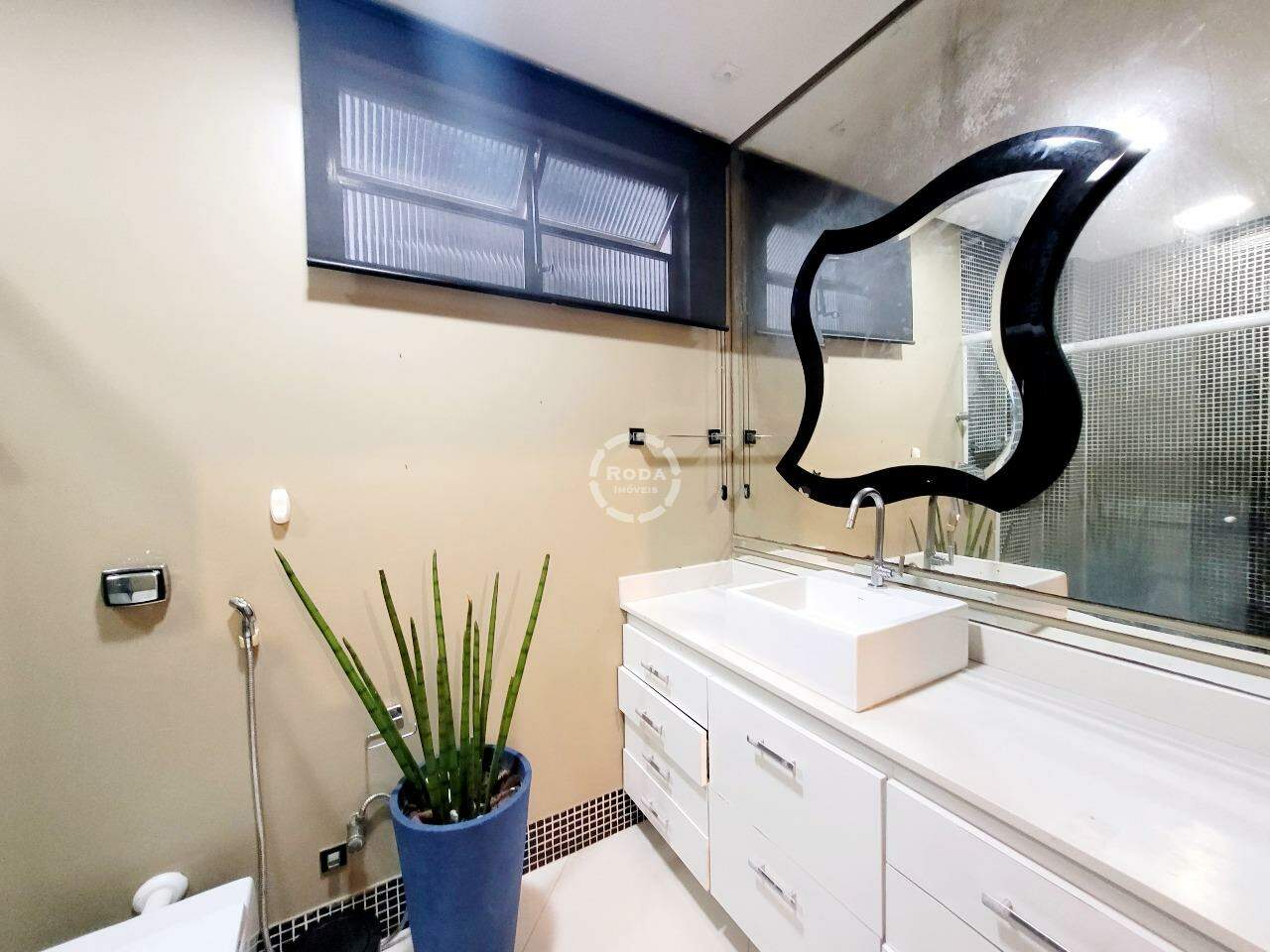 Apartamento à venda no Ponta da Praia: 