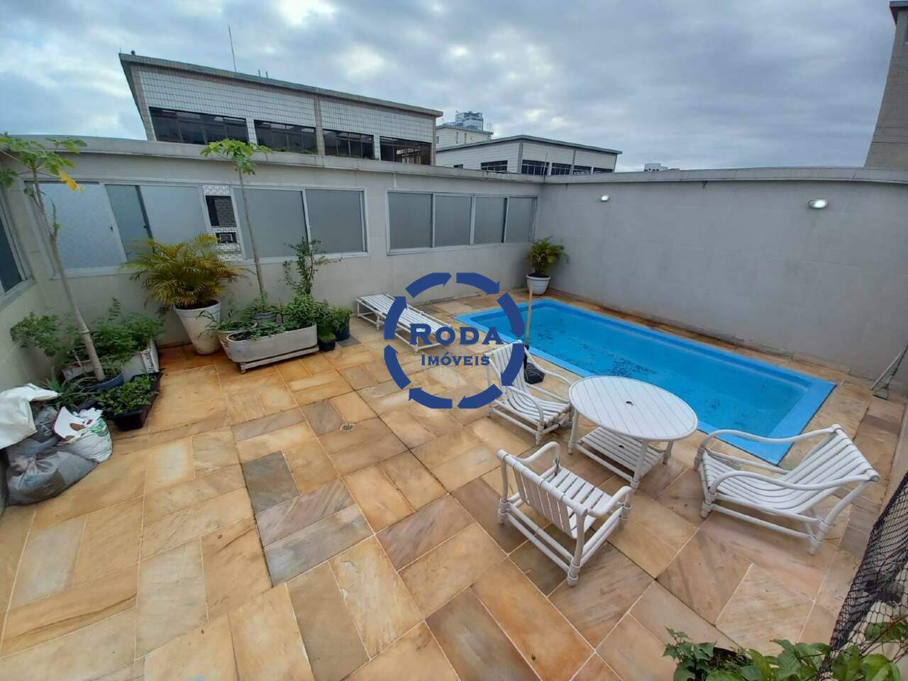 Cobertura Duplex à venda no Ponta da Praia: 