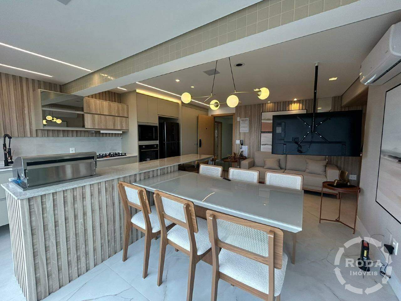 Apartamento à venda no Ponta da Praia: 