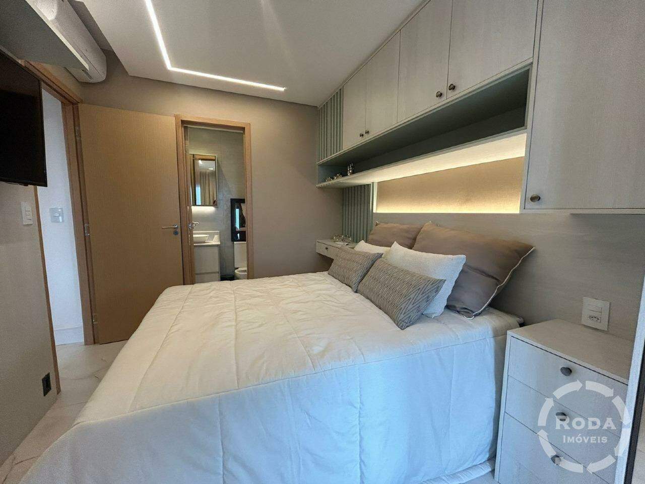 Apartamento à venda no Ponta da Praia: 