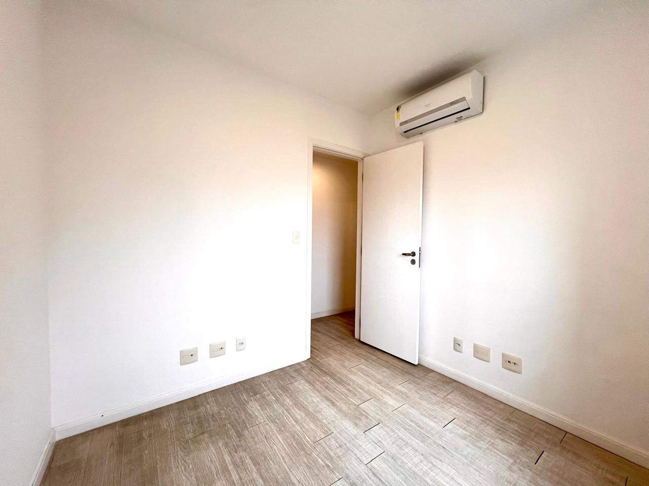 Apartamento à venda no Embaré: 